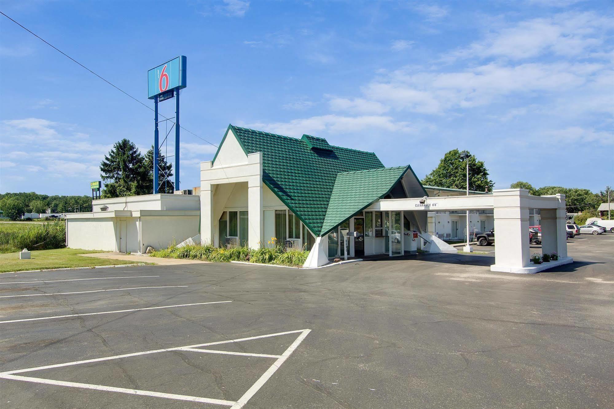 Motel 6-Geneva, Oh Buitenkant foto